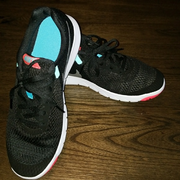 BNIB Nike Flex Experience Run 6 - Picture 7 of 8